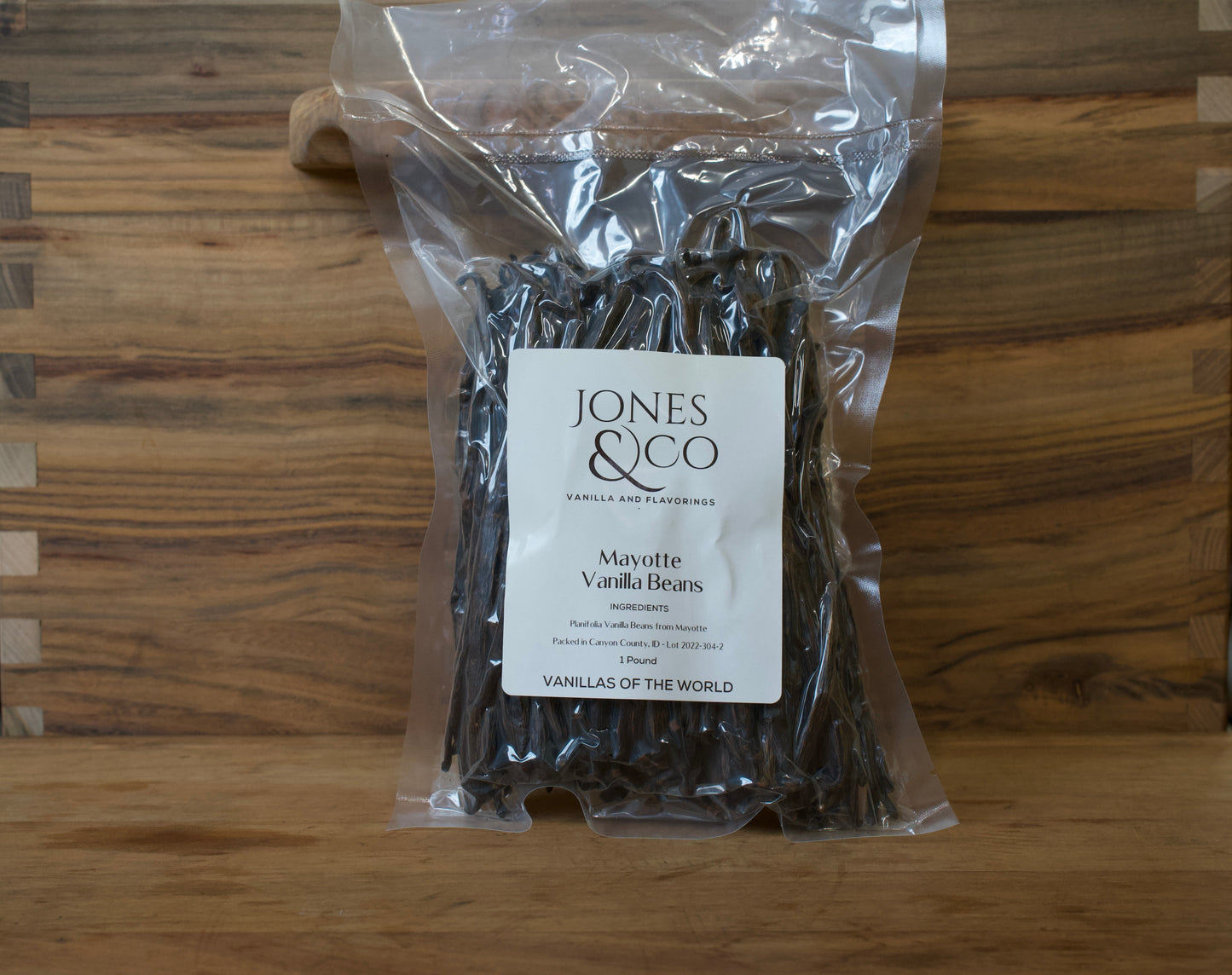 Mayotte - Planifolia Vanilla Beans - vanillasoftheworld.com