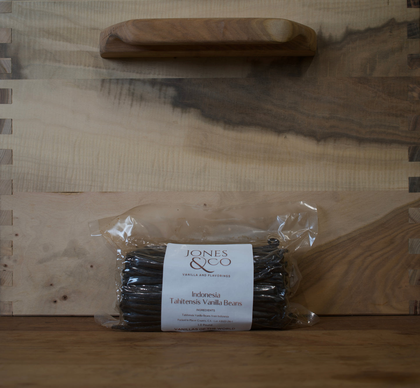 Indonesia - West Papua - Tahitensis Vanilla Beans - vanillasoftheworld.com
