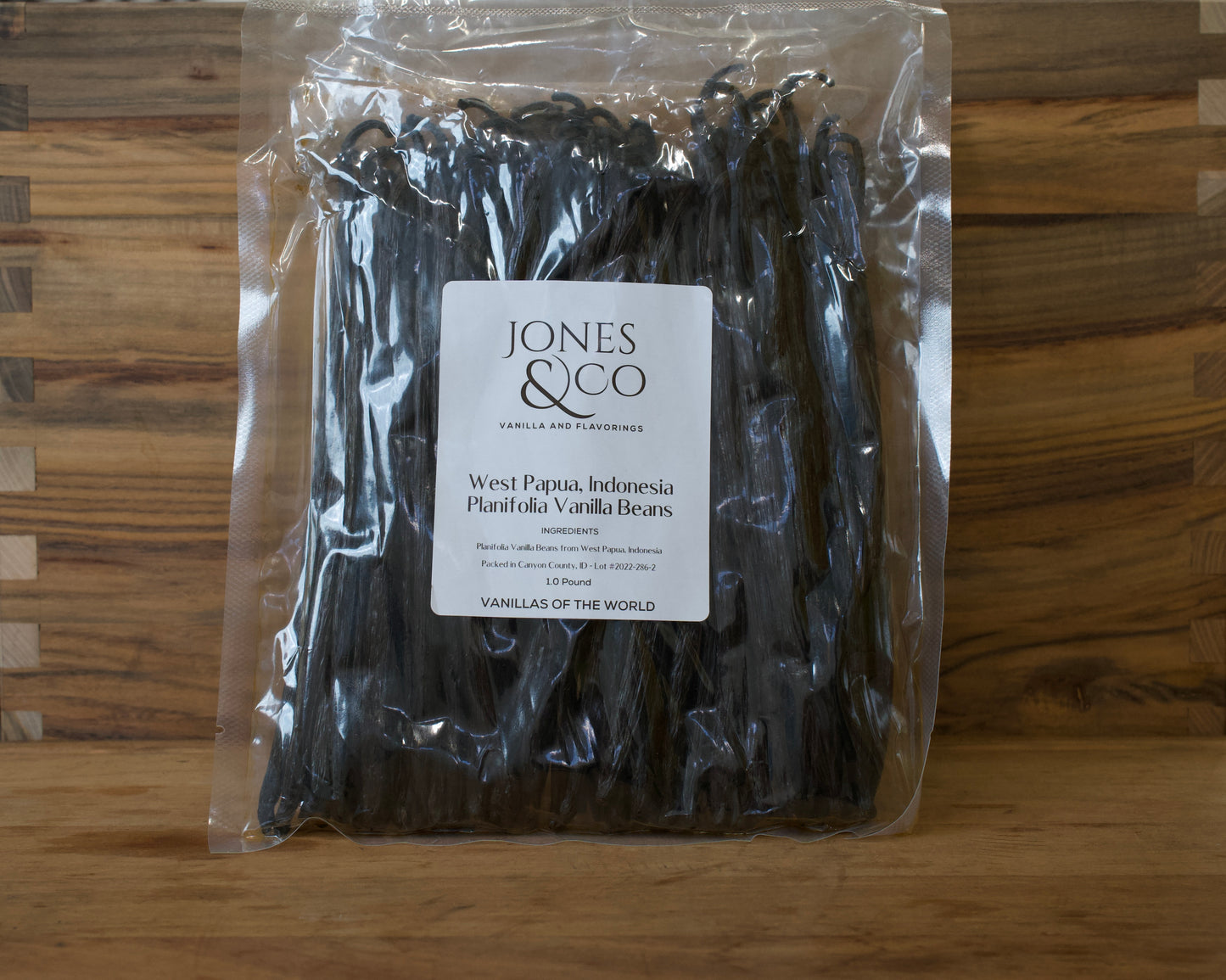 Indonesia - West Papua - Planifolia Vanilla Beans - vanillasoftheworld.com