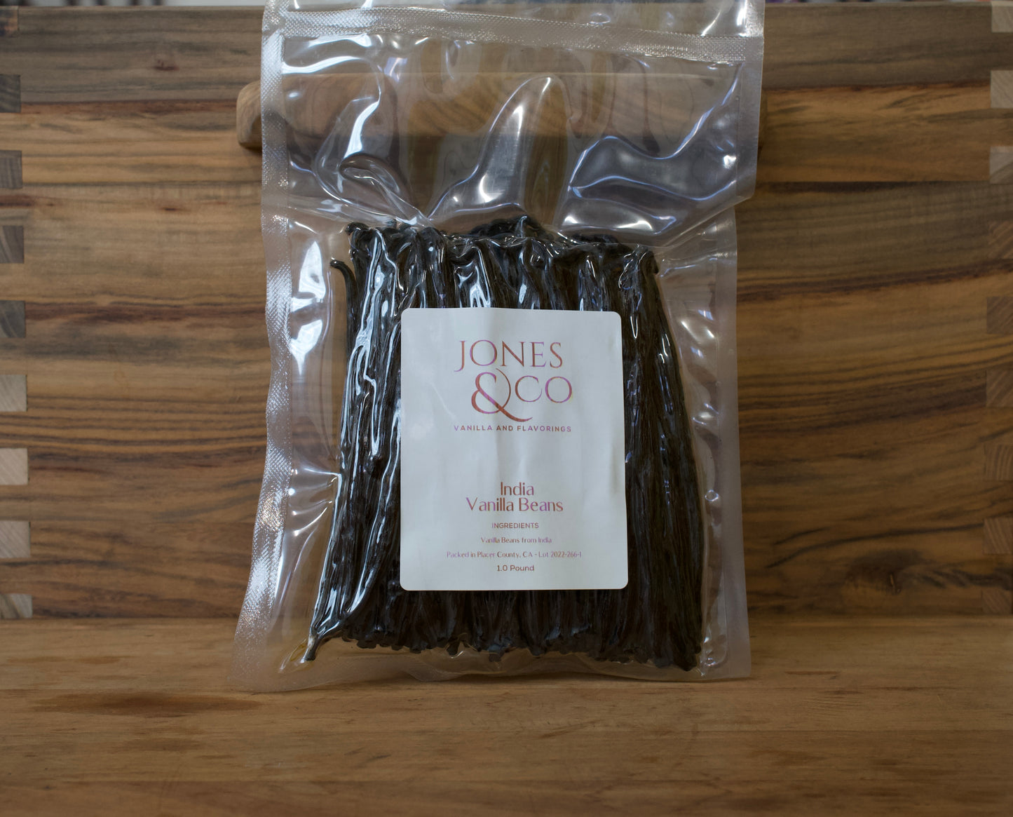 India Planifolia Vanilla Beans - vanillasoftheworld.com